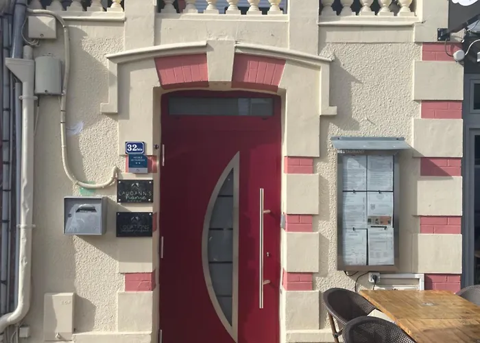 Laugann\'s Home